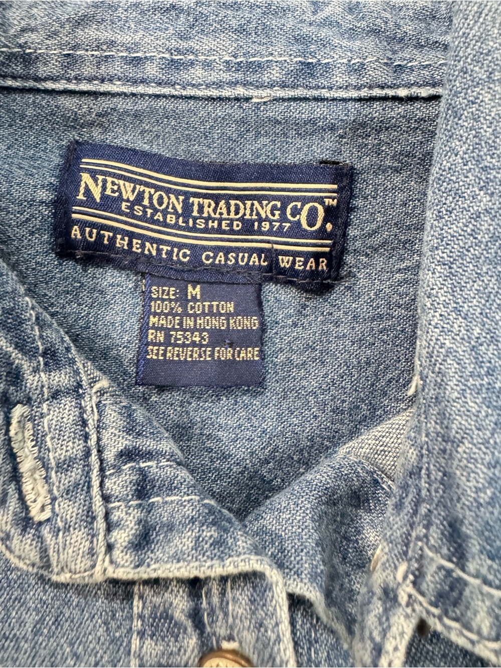 Newton Trading Co. Denim Button Front Shirt Medium Wash Chambray  Size M - Picture 8 of 11
